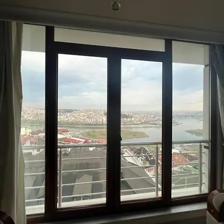 Golden Horn View 2 Apartment *
